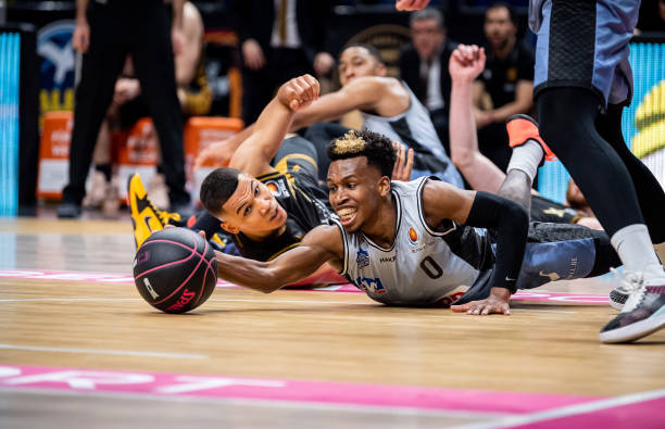 的伤情将迫 的伤情将迫